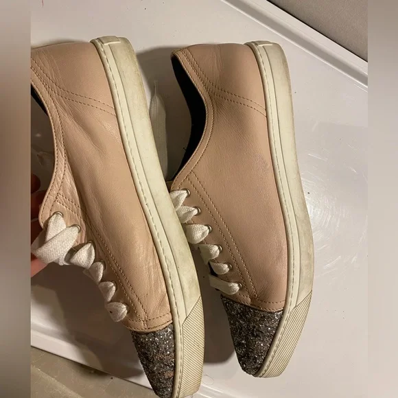 Designer shoes - Picture 2 of 6